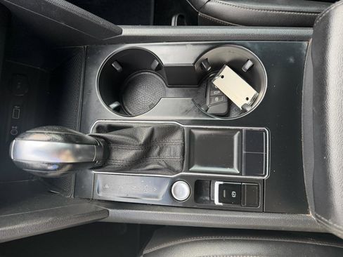 Used 2018 Volkswagen Atlas SE FWD image 15