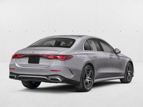New 2026 Mercedes-Benz E 450 4MATIC Sedan image 2