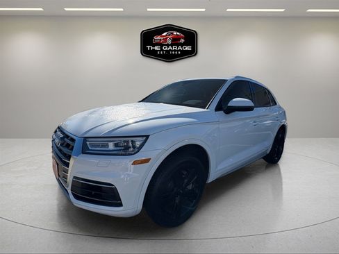 Used 2018 Audi Q5 2.0T Premium image 3