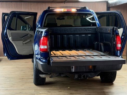 Used 2007 Ford Explorer Sport Trac XLT image 10