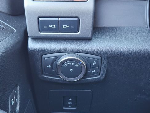 Used 2018 Ford F150 Raptor w/ Equipment Group 802A Luxury image 22