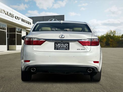 Used 2014 Lexus ES 350 w/ Premium Package image 9