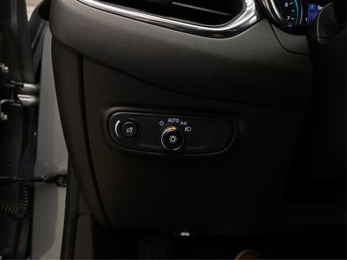 Used 2023 Chevrolet Equinox LT w/ LPO, Floor Liner Package AWD/4WD image 22