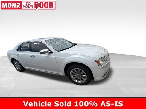 Used 2012 Chrysler 300 Limited RWD image 1
