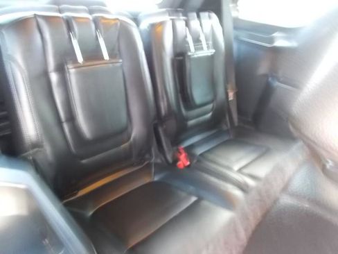 Used 2016 Ford Explorer XLT w/ Equipment Group 202A image 24