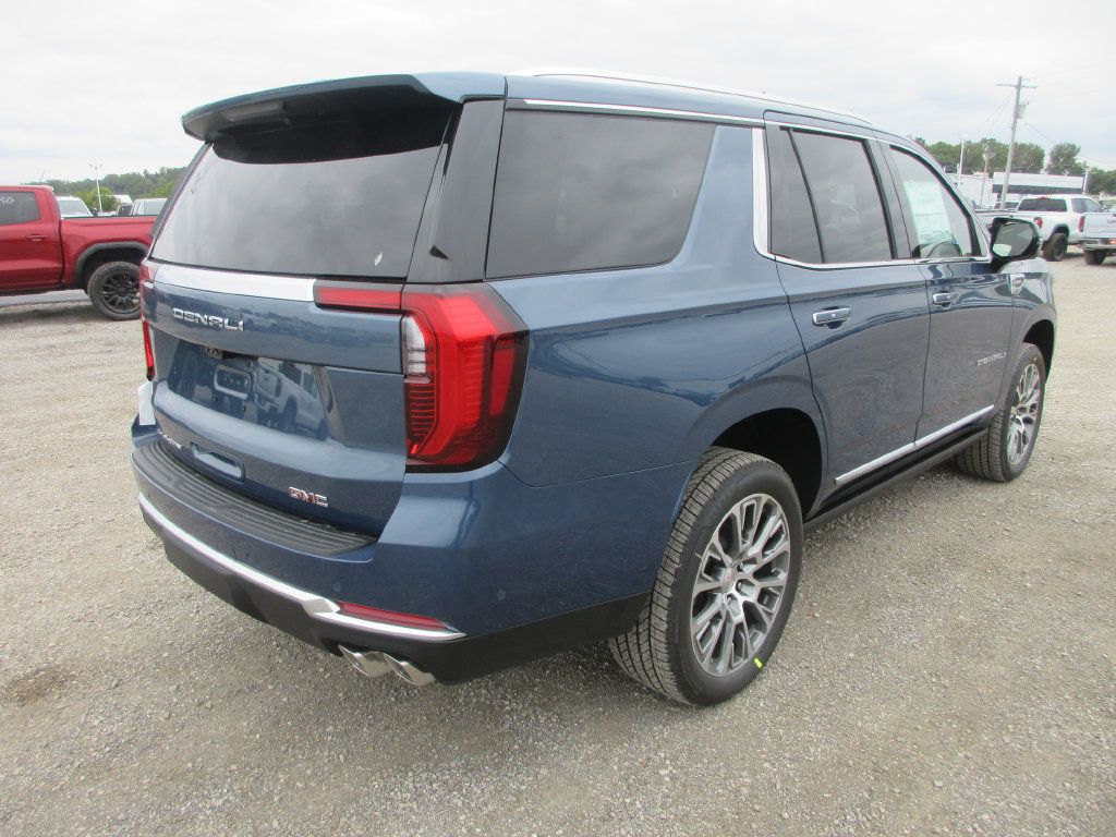 New 2027 GMC Yukon Denali w/ Denali Reserve Package AWD/4WD image 4