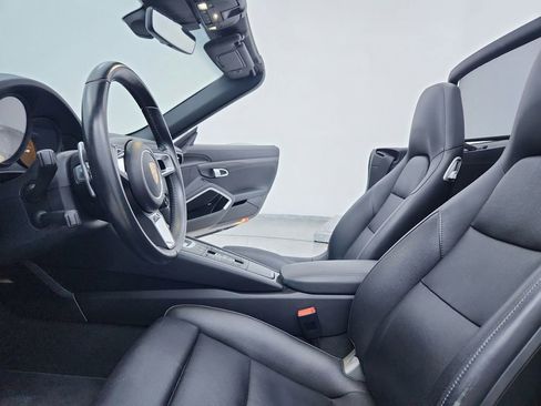 Used 2017 Porsche 911 Carrera 4S image 15