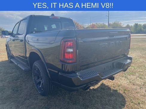 New 2026 RAM 1500 4x4 Crew Cab image 8