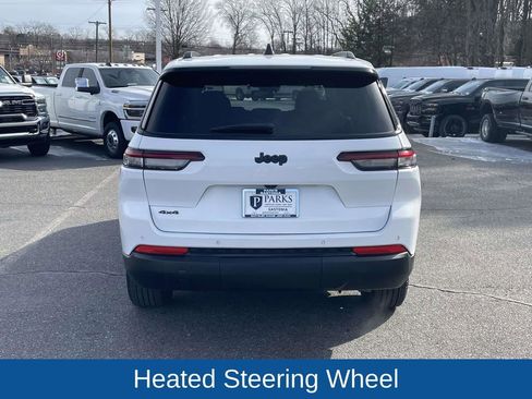 Certified 2024 Jeep Grand Cherokee L Laredo image 8