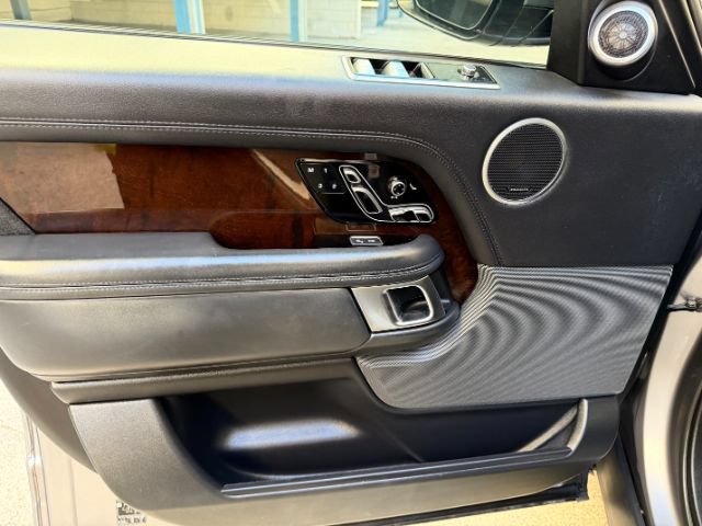 Used 2020 Land Rover Range Rover HSE AWD/4WD image 27