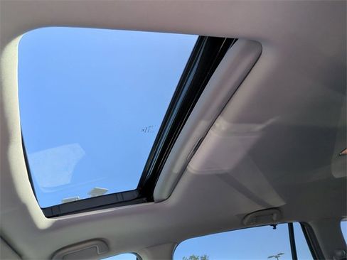 Used 2022 Honda Pilot EX-L image 24