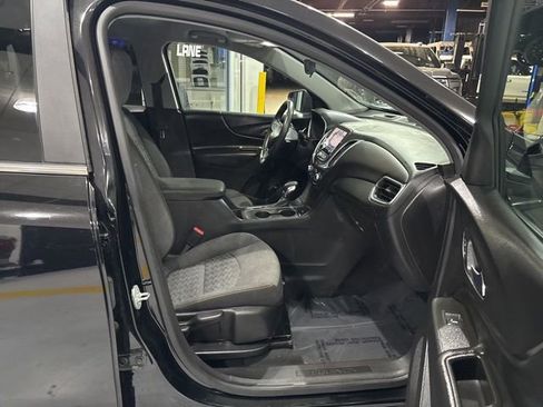 Used 2022 Chevrolet Equinox LT image 35