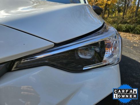 Certified 2025 Subaru Crosstrek 2.0i Premium image 12