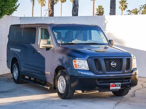 Used 2017 Nissan NV 3500 S w/ Power Package image 3