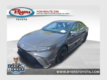 Used 2025 Toyota Camry SE w/ Multimedia Upgrade Package