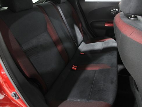 Used 2014 Nissan Juke SV image 35