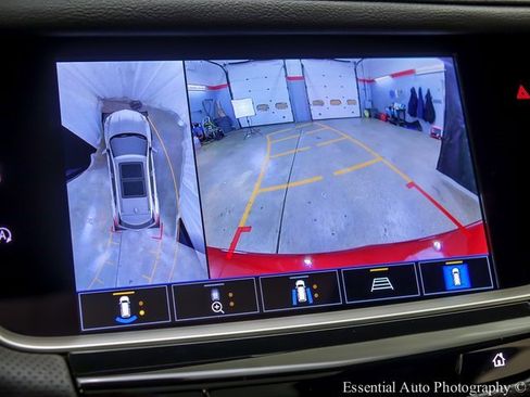 New 2025 Cadillac XT5 Sportv w/ Technology Package image 15