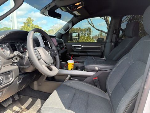 Used 2025 RAM 1500 Big Horn image 32