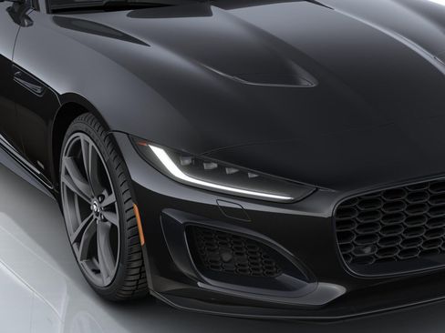 New 2024 Jaguar F-TYPE R AWD/4WD image 4