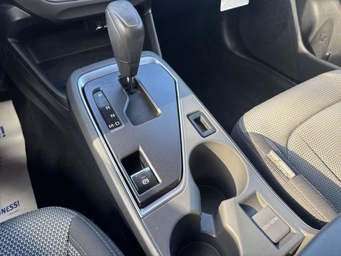 Used 2024 Subaru Crosstrek 2.0i Premium image 15