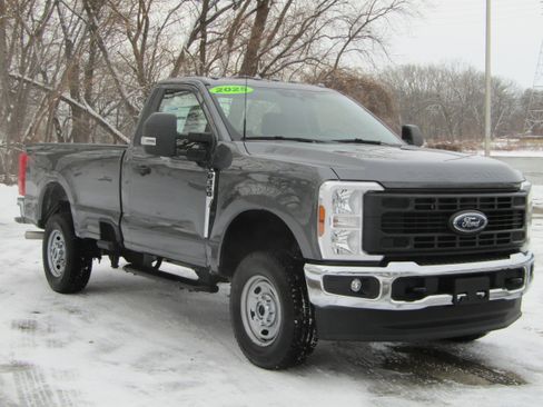New 2025 Ford F350 XL w/ FX4 Off-Road Package image 6