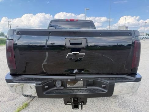 Used 2012 Chevrolet Silverado 2500 LT w/ Z71 Appearance Package AWD/4WD image 4