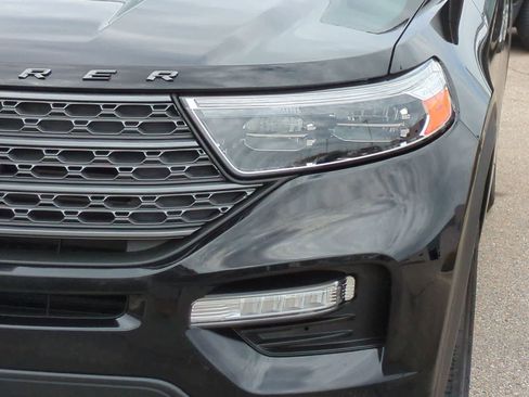Used 2024 Ford Explorer XLT w/ Equipment Group 202A AWD/4WD image 11