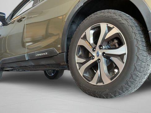Used 2021 Subaru Outback Limited w/ Popular Package #2 AWD/4WD image 55