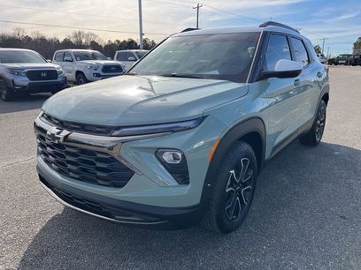 Used 2025 Chevrolet TrailBlazer ACTIV w/ Driver Confidence Package