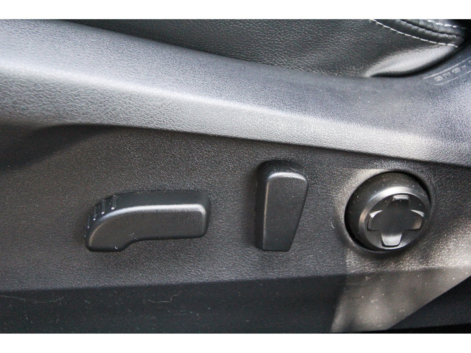 Used 2023 Subaru Outback Touring XT AWD/4WD image 27