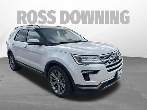 Used 2018 Ford Explorer Limited image 3