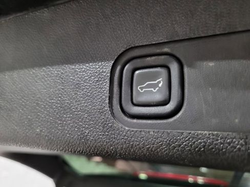 Used 2012 Chevrolet Tahoe LTZ image 56