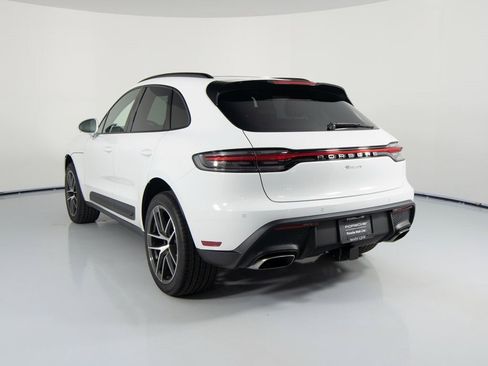 New 2026 Porsche Macan image 3
