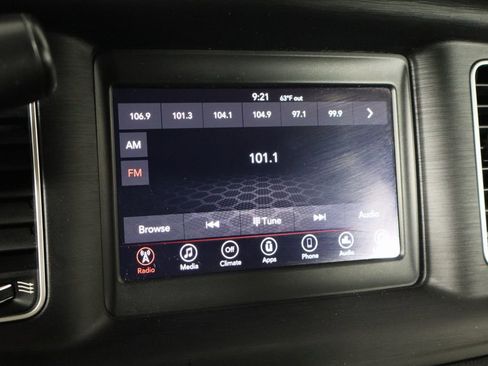 Used 2020 Dodge Charger Police image 23