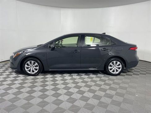 Certified 2023 Toyota Corolla LE w/ Carpet Mat Package (TMS) FWD image 4