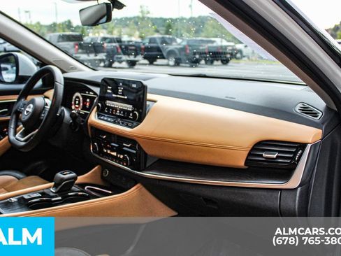 Used 2023 Nissan Rogue Platinum w/ Platinum Premium Package FWD image 22