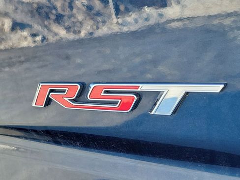 Used 2022 Chevrolet Silverado 1500 RST image 7