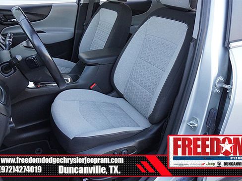 Used 2022 Chevrolet Equinox LT FWD image 13