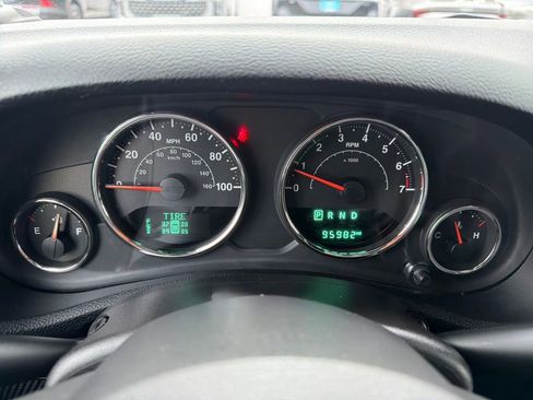 Used 2018 Jeep Wrangler Sport image 21