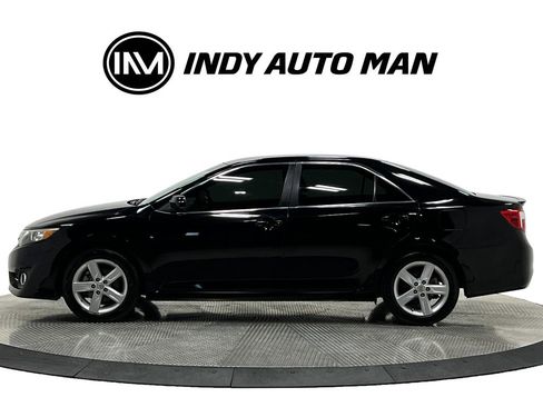 Used 2014 Toyota Camry SE image 7