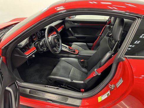 Certified 2024 Porsche 911 Carrera T image 17