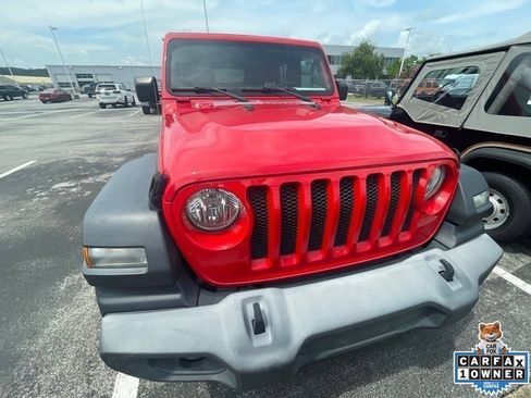 Used 2018 Jeep Wrangler Unlimited Sport S AWD/4WD image 17