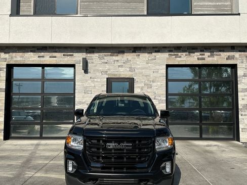 Used 2022 GMC Canyon Elevation w/ Trailering Package AWD/4WD image 8