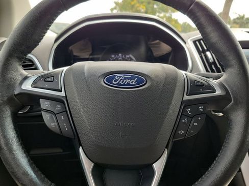Used 2018 Ford Edge Titanium w/ Equipment Group 302A image 21