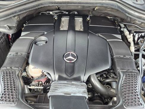 Used 2018 Mercedes-Benz GLS 450 4MATIC image 23