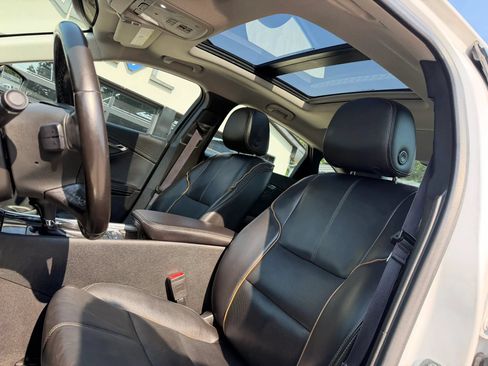 Used 2017 Chevrolet Impala Premier w/ Enhanced Convenience Package FWD image 15