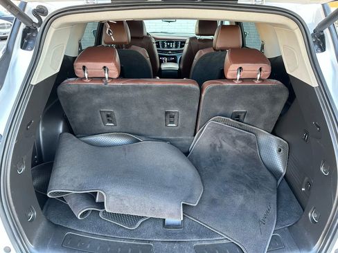Used 2019 Buick Enclave Avenir w/ Avenir Technology Package image 19