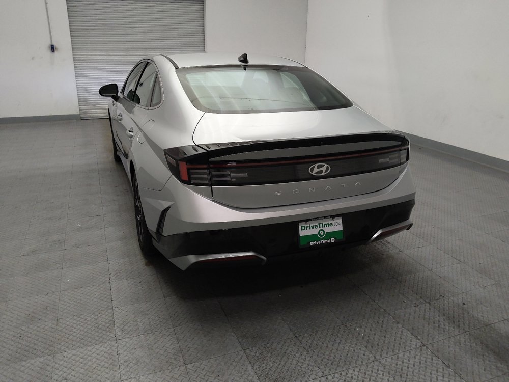 Used 2025 Hyundai Sonata SEL FWD image 6