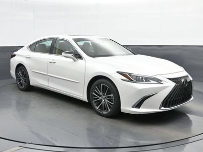 Certified 2023 Lexus ES 250 w/ Premium Package