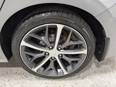 Used 2022 Honda Civic Touring image 10